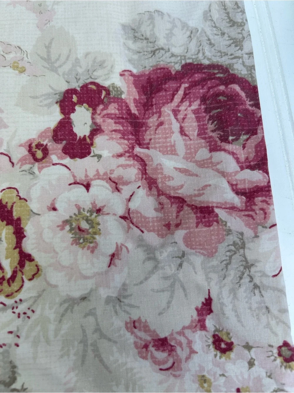 Waverly Pillowcase Garden Room Floral Shams Pink Cream Standard Lot of Four